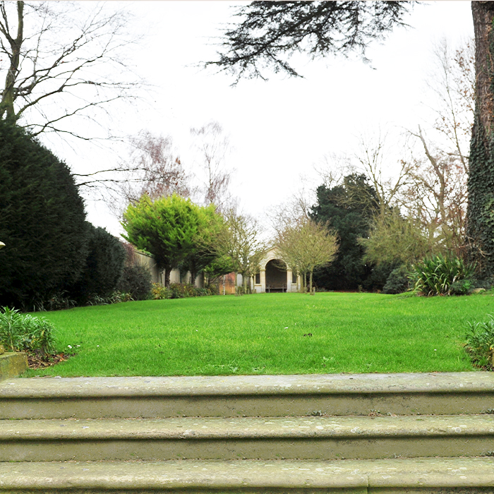 Bricklehampton Hall - Garden